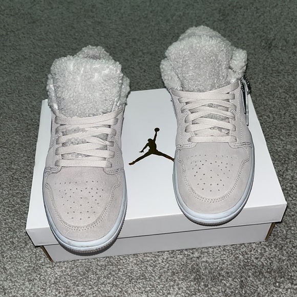 Air Jordan’s 1 - Picture 8 of 9